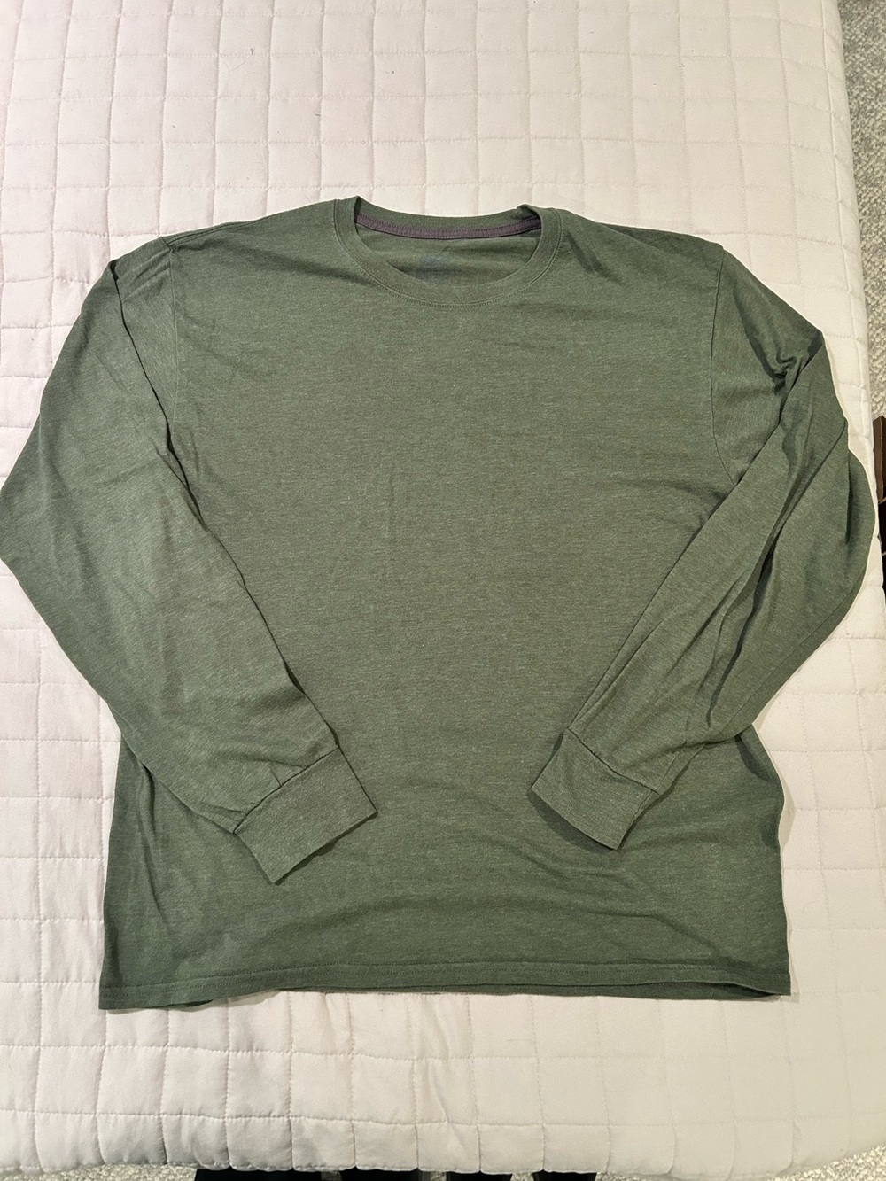 Men’s long sleeve